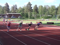 Juvan Urheilijat käynnisti tänä vuonna Silja Line -seurakisojen järjestämisen, mikä mahdollistaa matalan kynnyksen kilpailutoimintaan. Startissa 12-13 -vuotiaat tytöt.