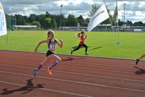 Iitu Purhonen juoksi T11-sarjan 150 m.