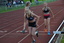 T13 4 x 600 m Iitu Purhonen ja Siiri Pirinen vaihdossa matkalla kohti pronssia.